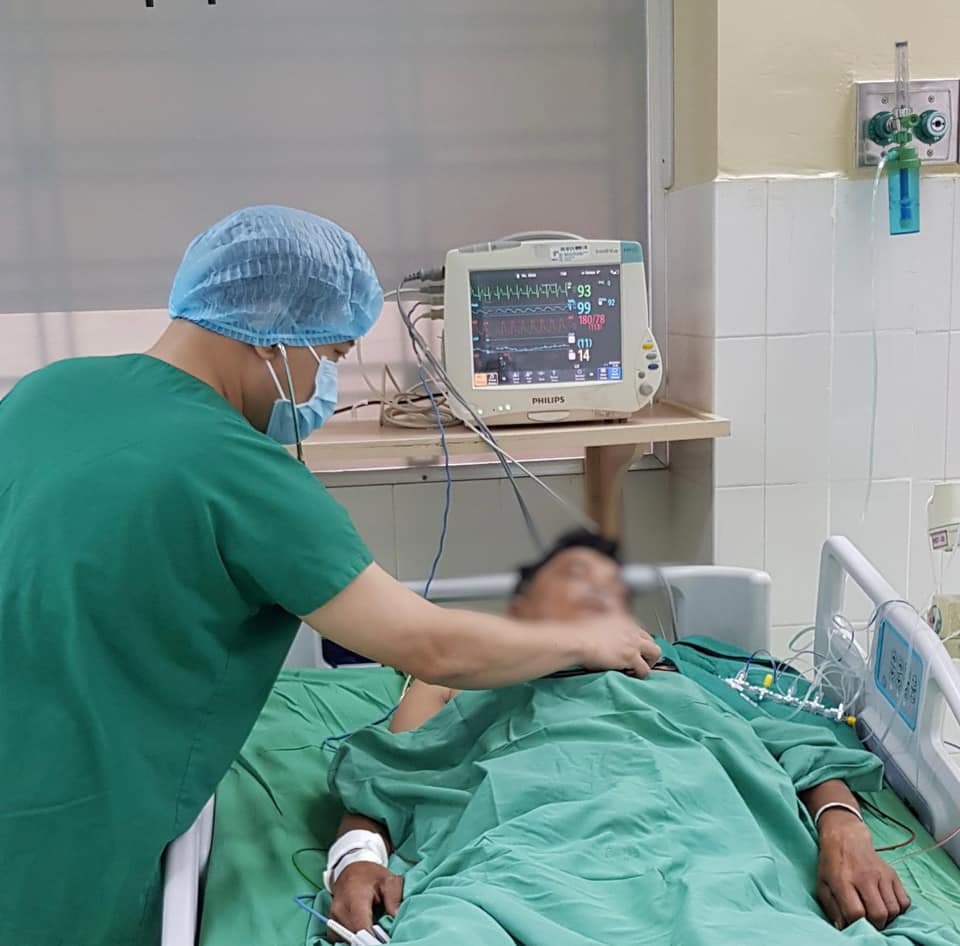 Complex Case Successfully Handled by Hoan Cuu My Long Hospital Using Hybrid Interventions