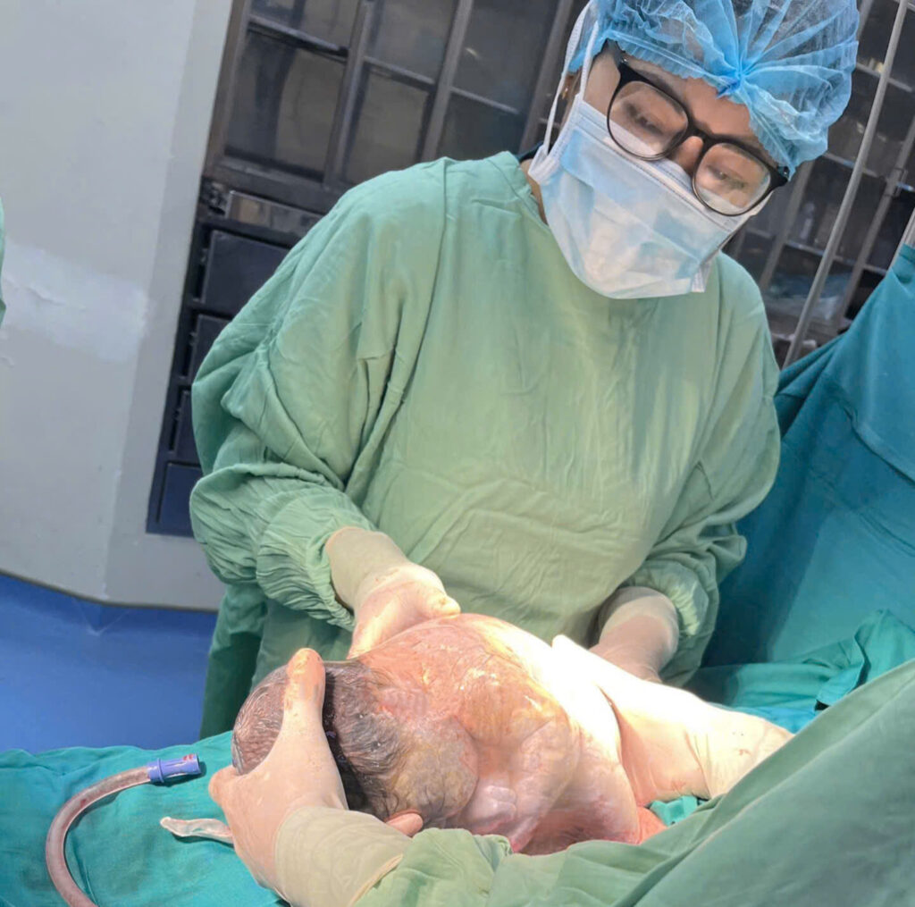 Ca sinh mổ hiếm gặp với tỉ lệ chỉ 1/80.000 ca