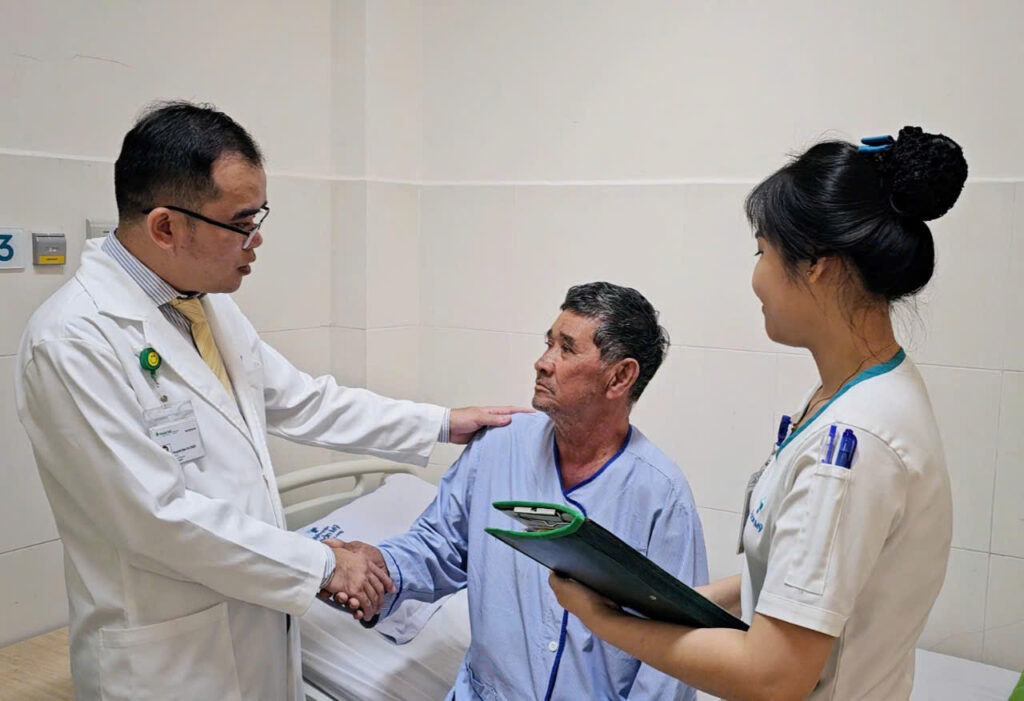 Cứu sống người bệnh nguy kịch do sốc nhiễm trùng đường mật và viêm túi mật cấp