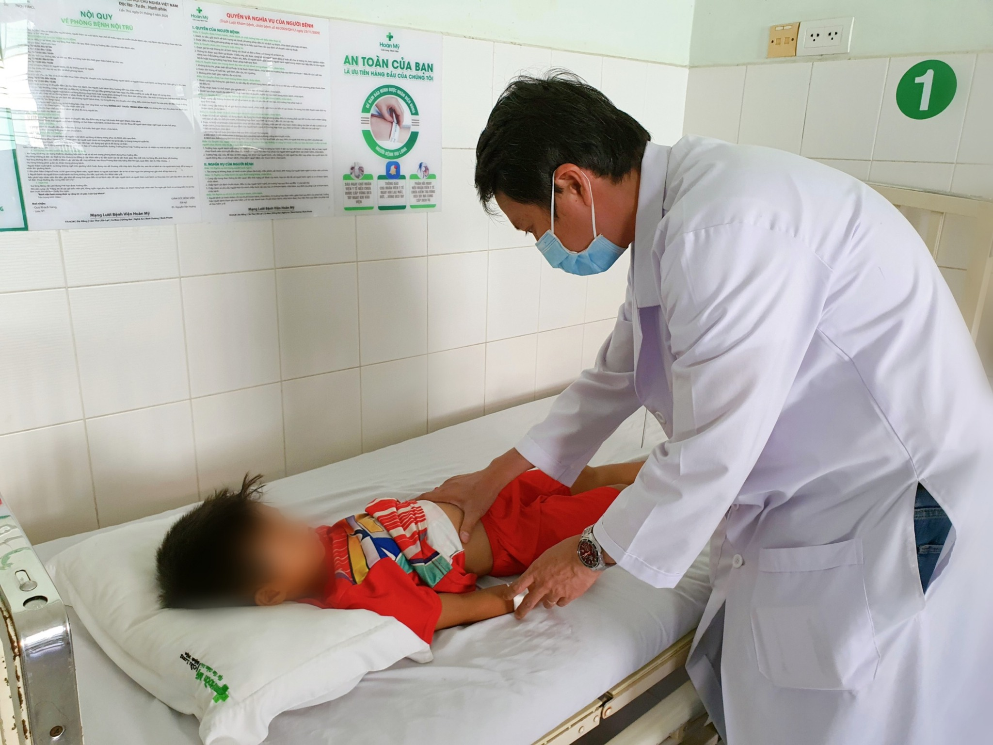 Điều Trị Bảo Tồn Thành Công Một Trường Hợp Thận Vỡ Làm Đôi Ở Trẻ Em